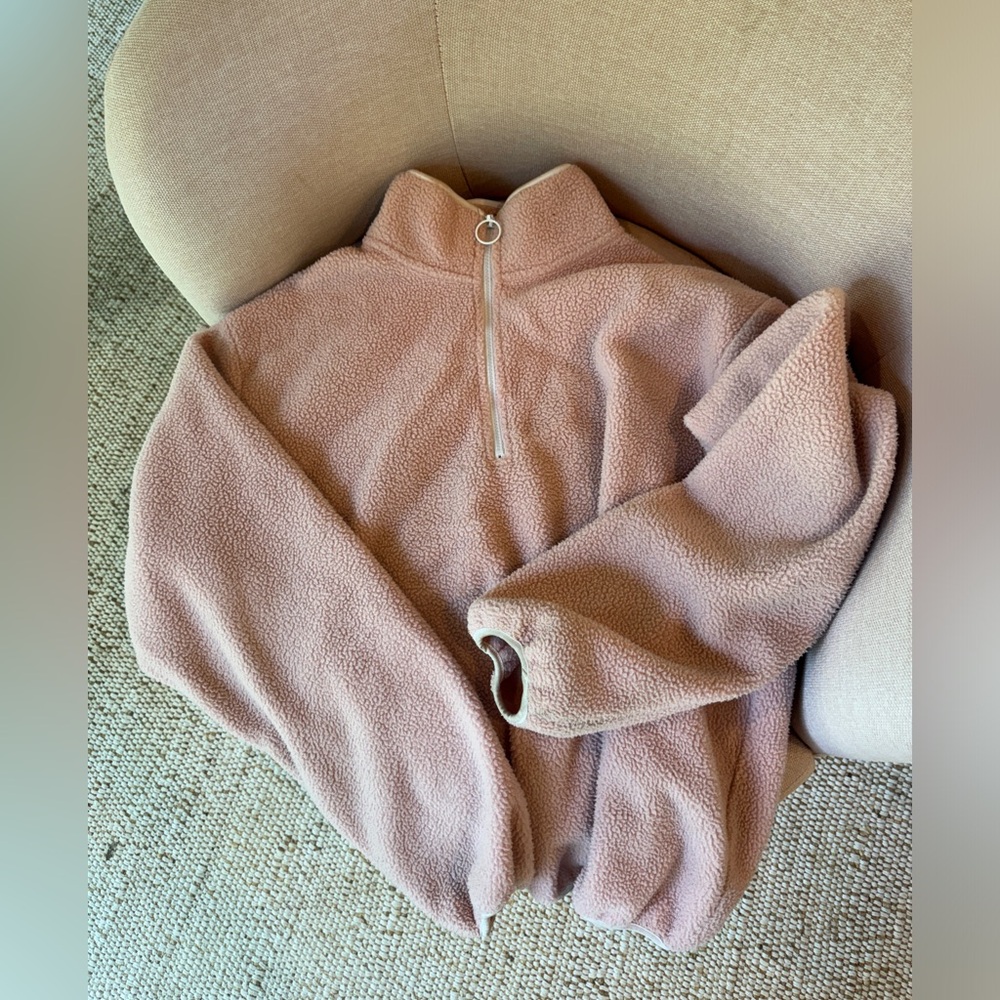 Parke lightweight pink zip pullover